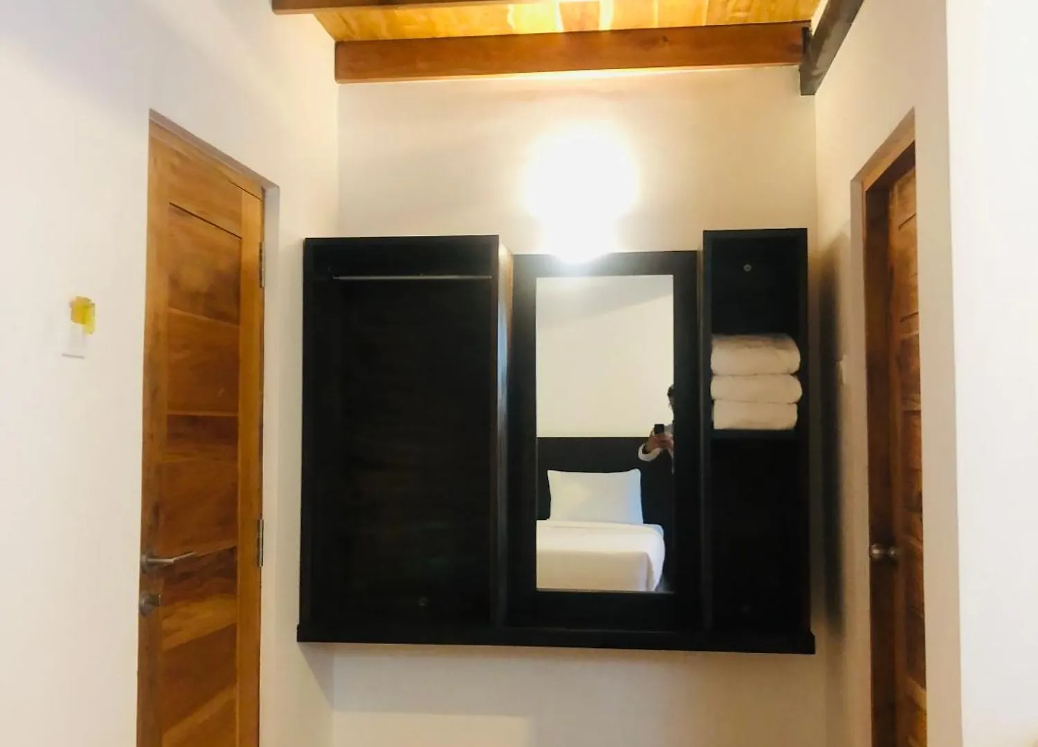 R21 Nuwara Eliya Hotel