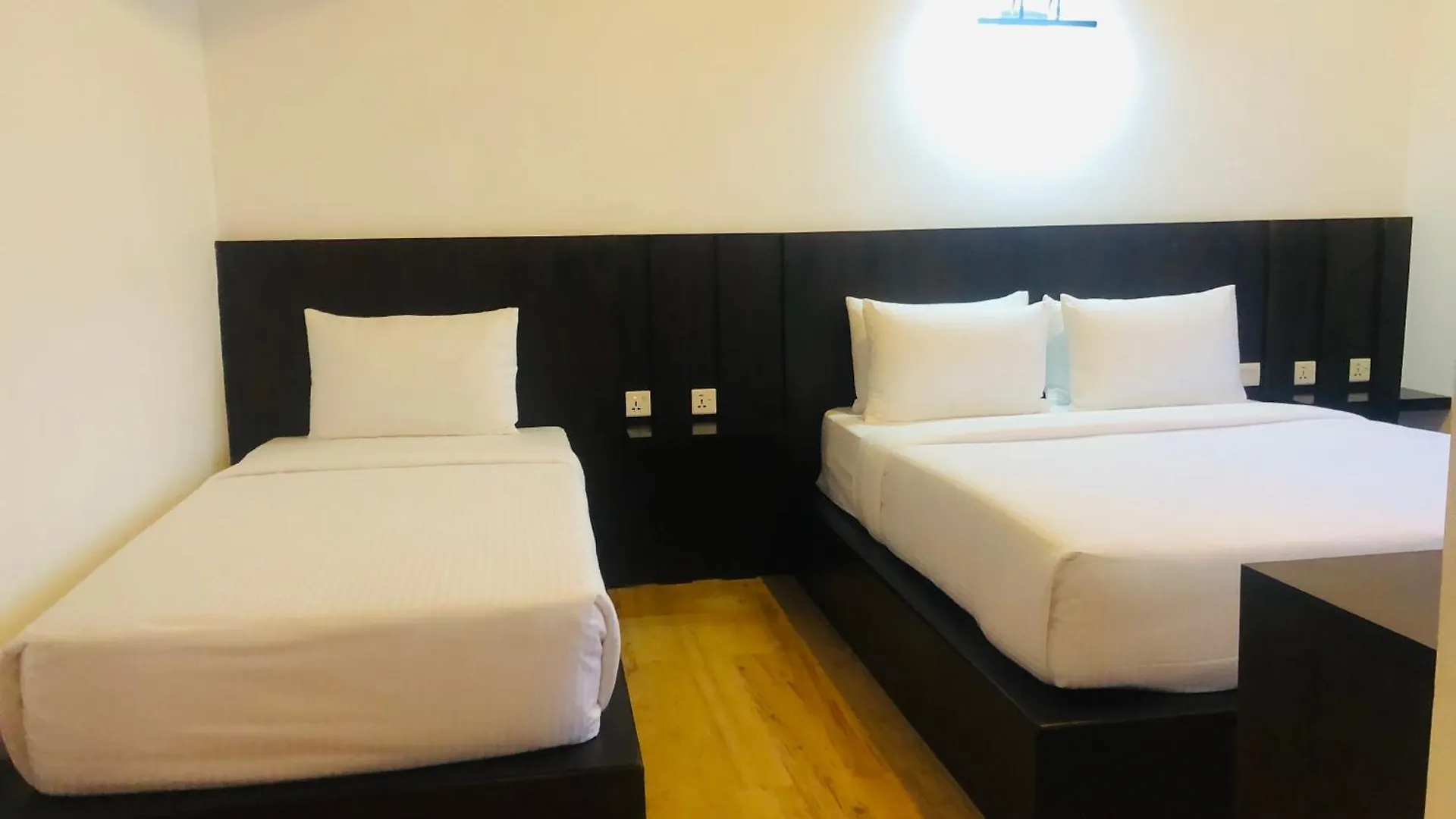 R21 Nuwara Eliya Hotel 0*,