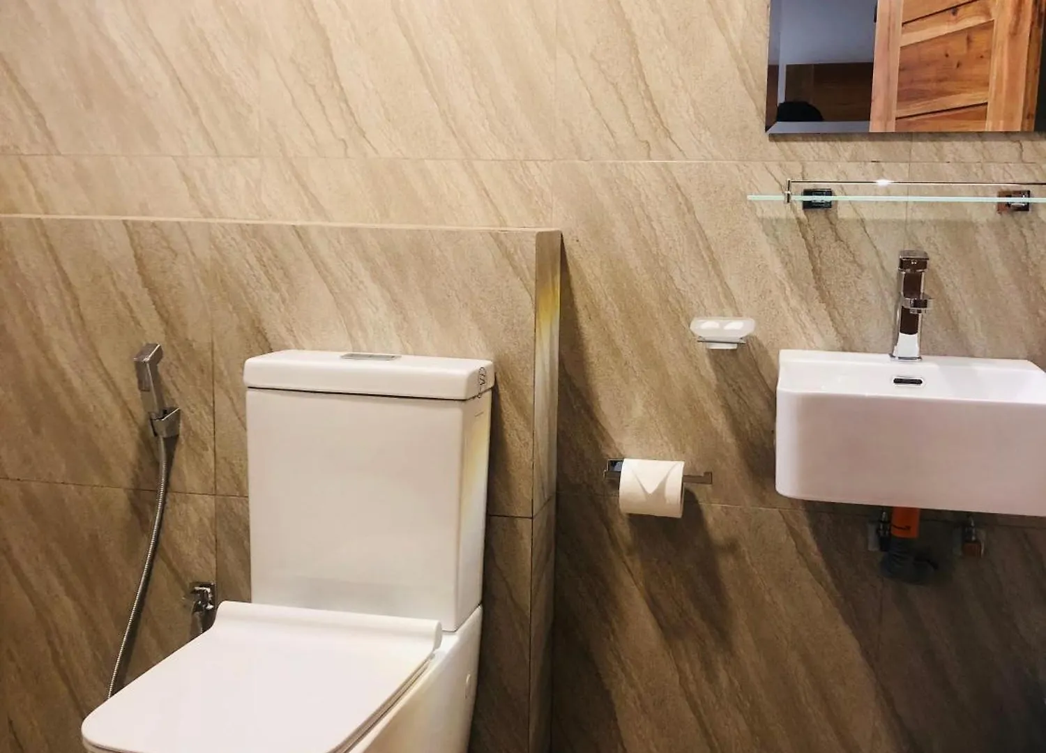 R21 Nuwara Eliya Hotel