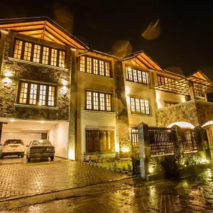3* Отель Seasons -