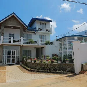Blue Meadows-nuwaraeliya Hotel